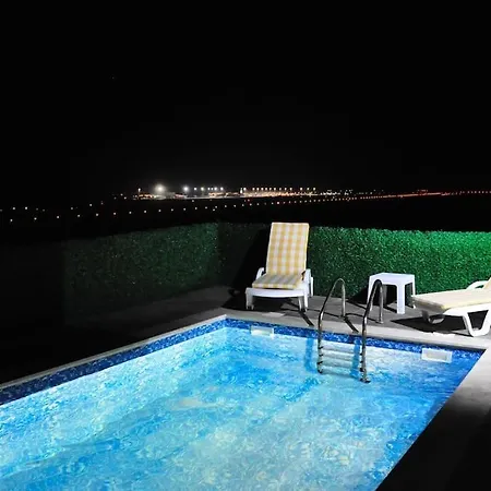 Dalaman'da Doga Manzarali Azur دالامان